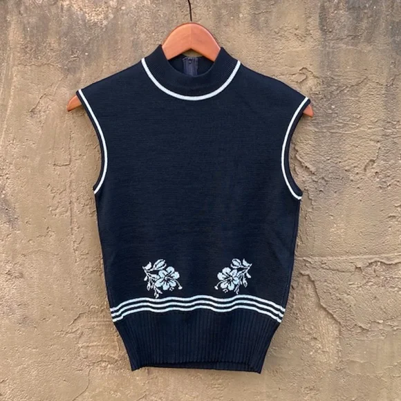 Vintage Vivo by Susan Thomas Sleeveless Black Metallic Silver Pullover Sweater - Picture 1 of 8